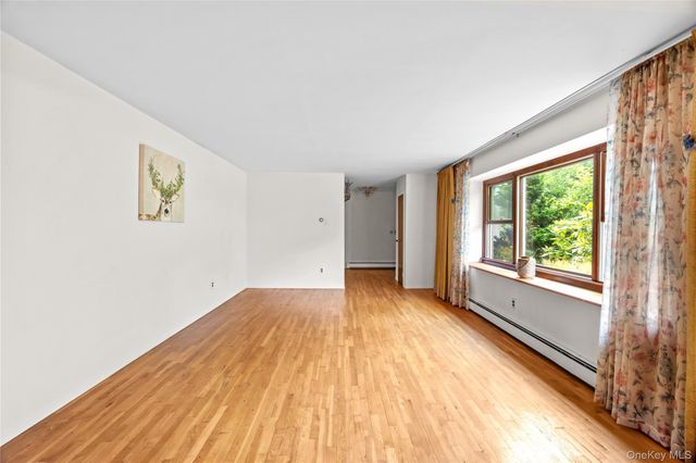 20 Audubon Gate, Miller Place, NY 11764