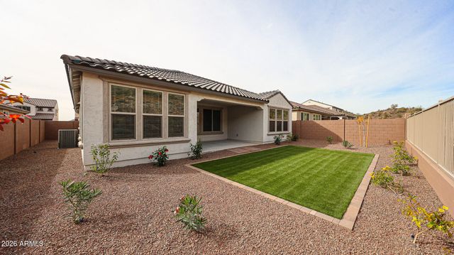 7072 W PLUM Road, Peoria, AZ 85383