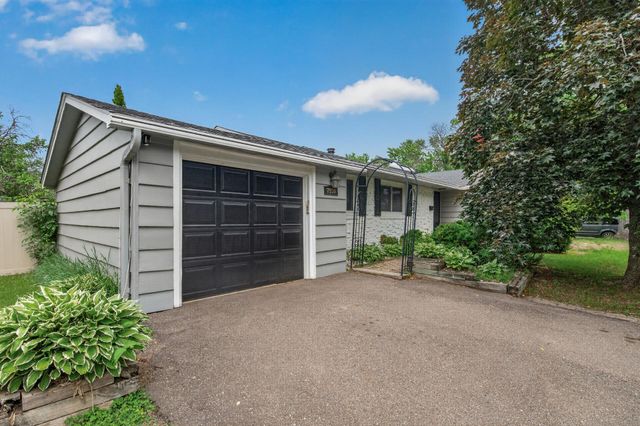 7930 W 26th Street, Saint Louis Park, MN 55426