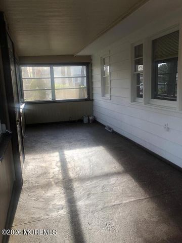 2130 Schoeberlein Avenue, Toms River, NJ 08753