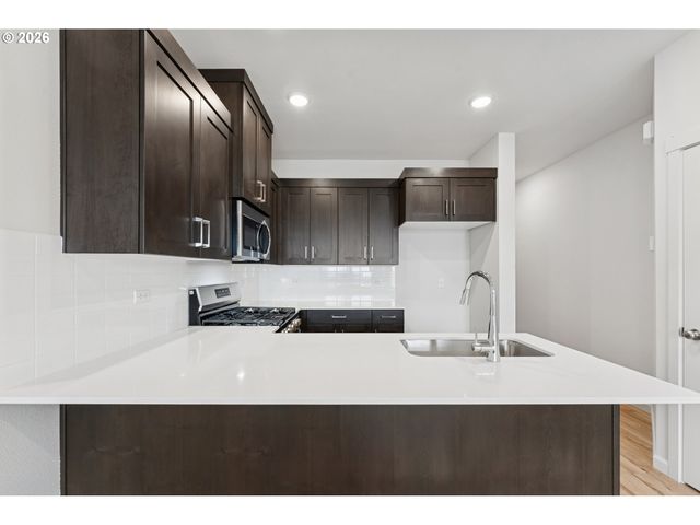 3553 Sw 209th Ave, Hillsboro, OR 97123