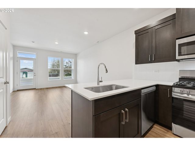 3553 Sw 209th Ave, Hillsboro, OR 97123