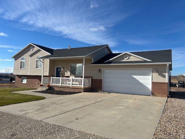 915 N 3000 W, Roosevelt, UT 84066