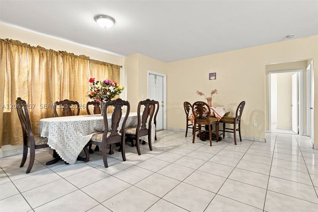 1760 NW 187th Ter, Miami Gardens, FL 33056