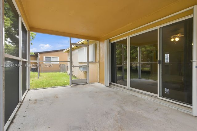 1760 NW 187th Ter, Miami Gardens, FL 33056