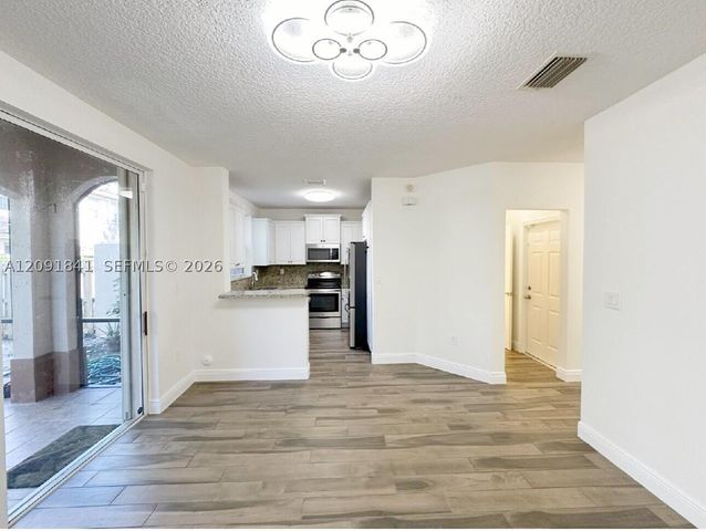 202 Riverwalk Cir, Sunrise, FL 33326