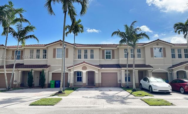 202 Riverwalk Cir, Sunrise, FL 33326