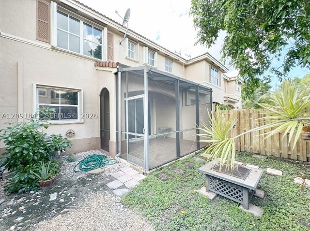 202 Riverwalk Cir, Sunrise, FL 33326