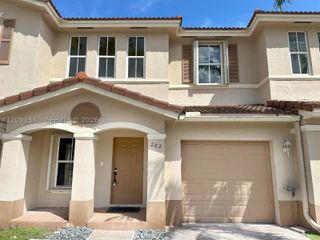 202 Riverwalk Cir, Sunrise, FL 33326