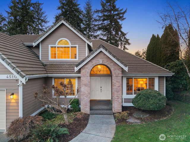 4510 66th Avenue W, University Place, WA 98466