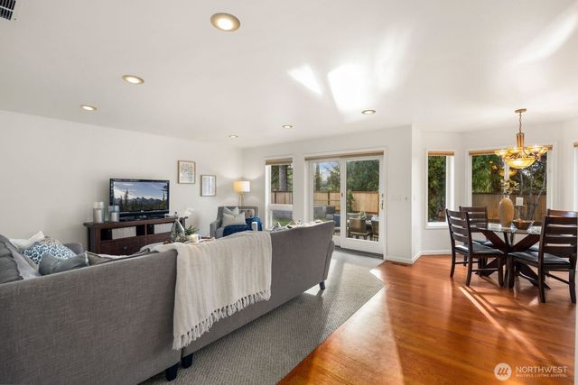 4510 66th Avenue W, University Place, WA 98466