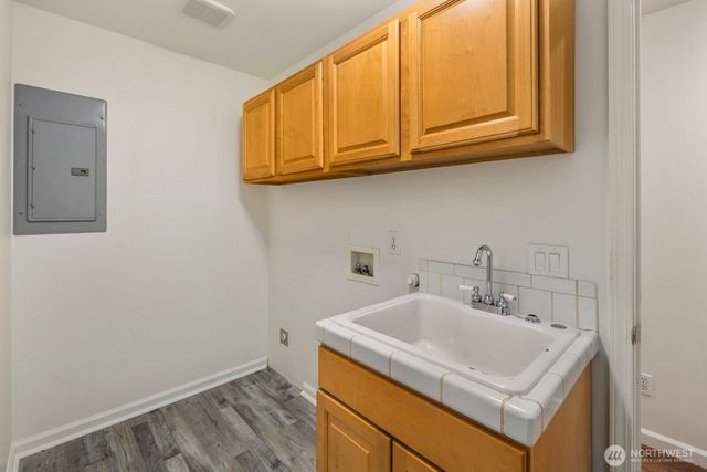 4510 66th Avenue W, University Place, WA 98466