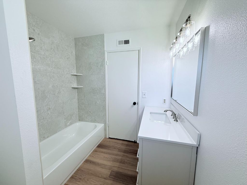 Image 11 of property listing at 1537 Gettysburg Avenue, Clovis, CA 93611