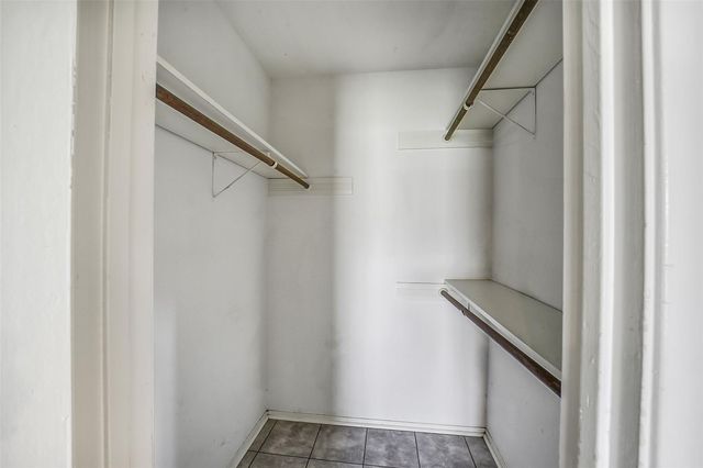 7265 Chasewood Drive, Houston, TX 77489