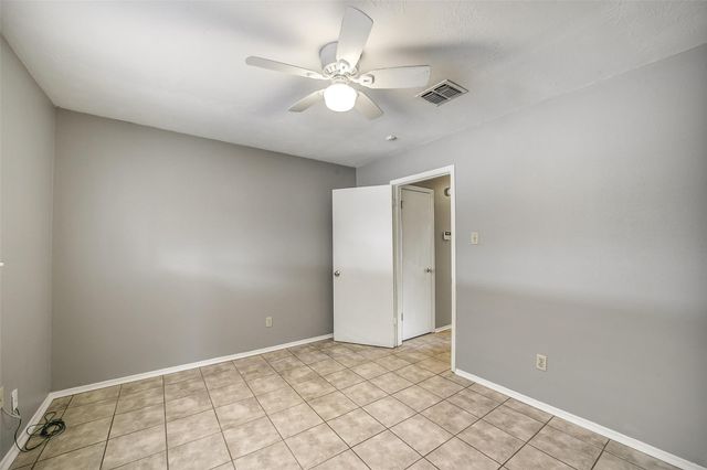 7265 Chasewood Drive, Houston, TX 77489