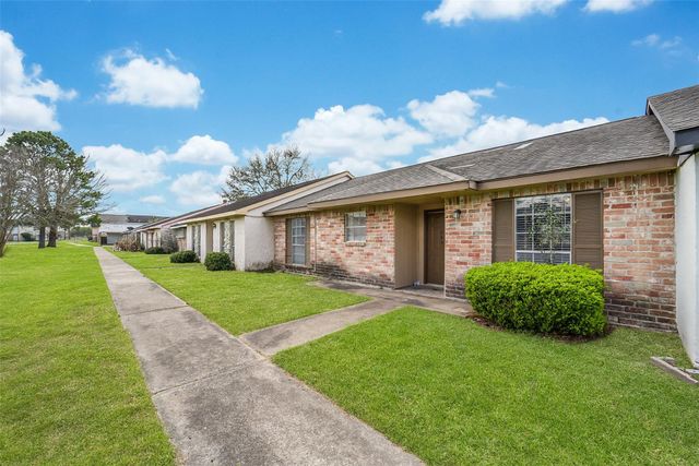 7265 Chasewood Drive, Houston, TX 77489