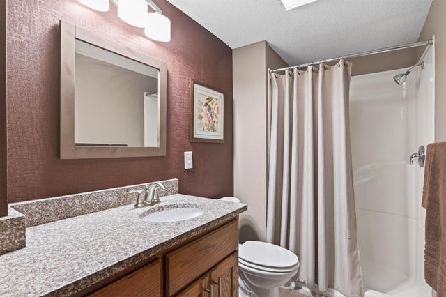 13608 Gladiola Street NW, Andover, MN 55304