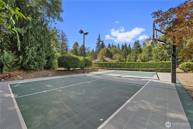 7732 234th Place NE, Redmond, WA 98053