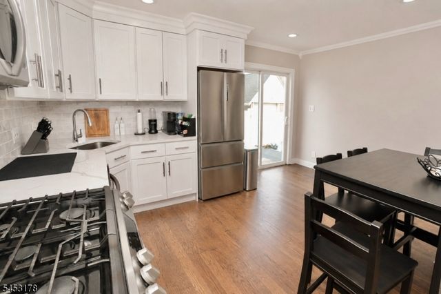 105 Main St, Linden City, NJ 07036