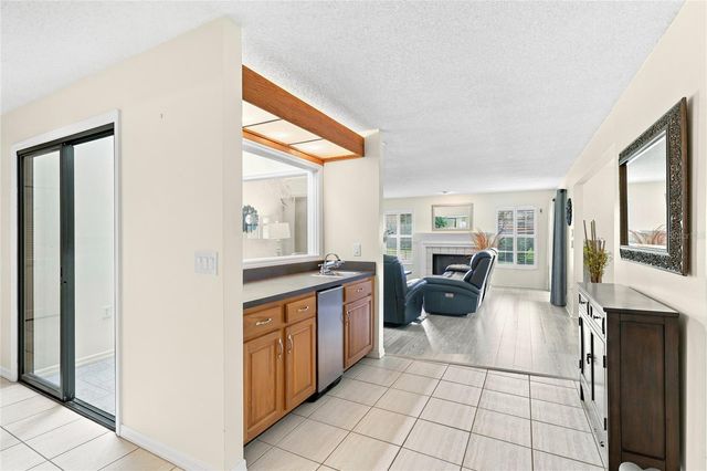 3670 GLENEAGLE DRIVE 8A, Sarasota, FL 34238