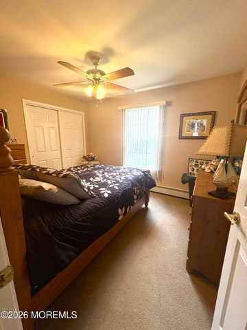 3598 Vicari Avenue, Toms River, NJ 08755