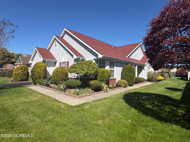 3598 Vicari Avenue, Toms River, NJ 08755