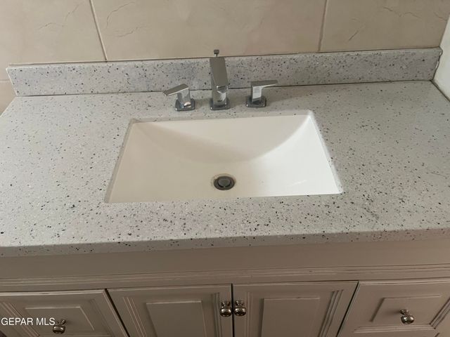 11429 JENNY Road, Socorro, TX 79927