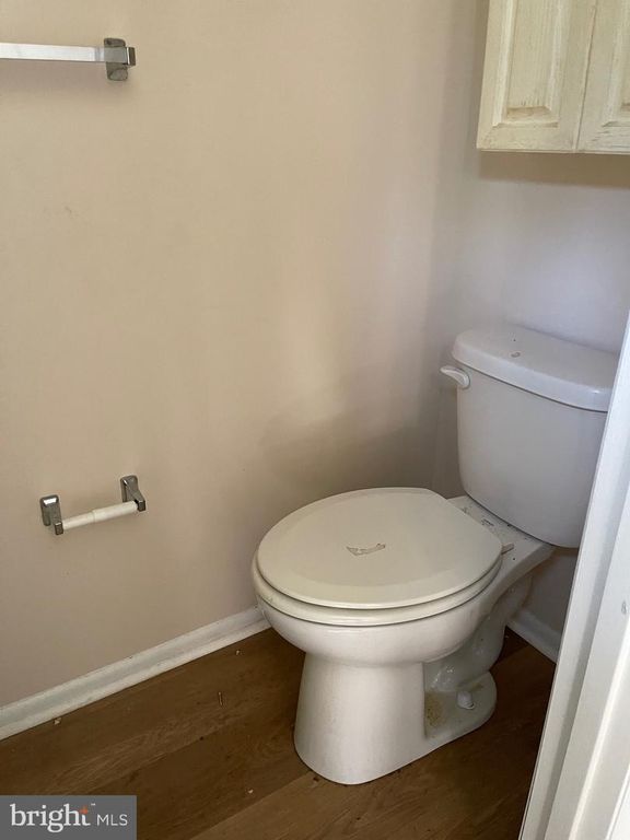 Image 7 of property listing at 15837 MILLBROOK LN #123, Laurel, MD 20707