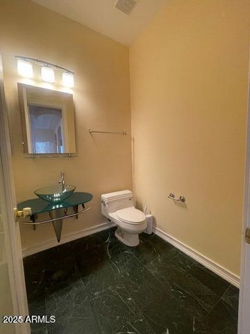 6823 N 14TH Street, Phoenix, AZ 85014