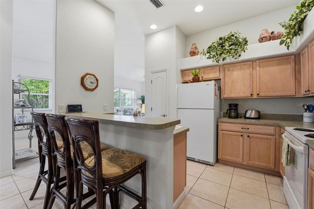 206 VISTA DEL LAGO WAY, Venice, FL 34292