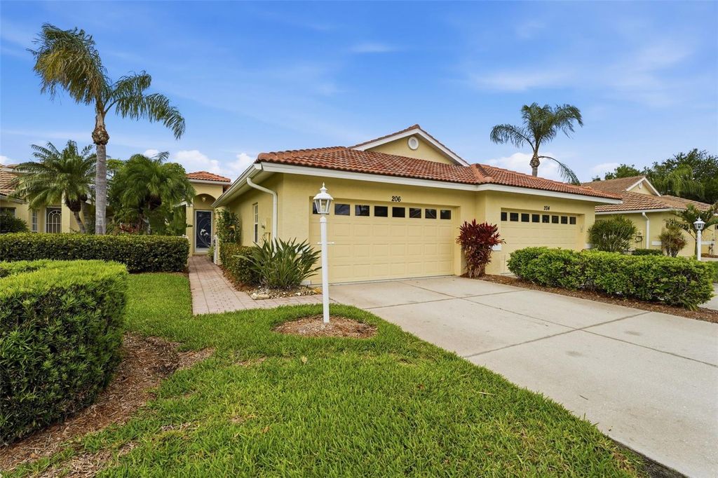 206 VISTA DEL LAGO WAY, Venice, FL 34292
