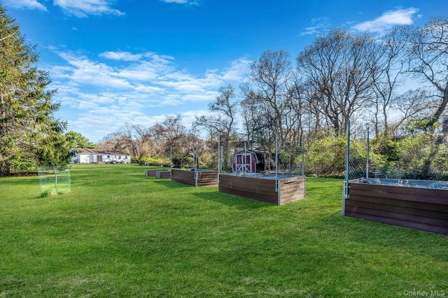 9 Hickory Lane, East Moriches, NY 11940