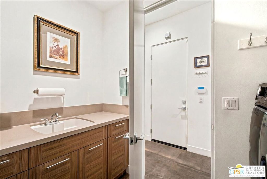 Image 28 of property listing at 4559 Esplanade Lane, Palm Springs, CA 92262