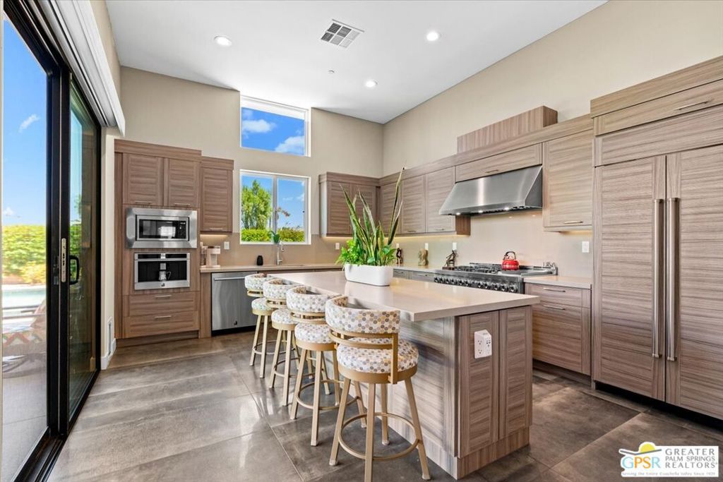 Image 5 of property listing at 4559 Esplanade Lane, Palm Springs, CA 92262