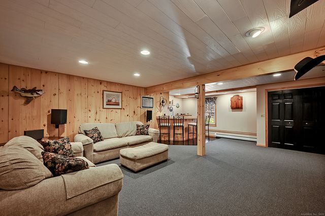 49 Siegas Road, Burlington, CT 06013