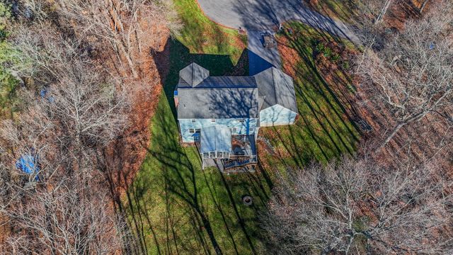 49 Siegas Road, Burlington, CT 06013