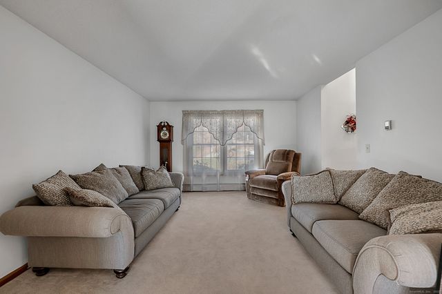 49 Siegas Road, Burlington, CT 06013