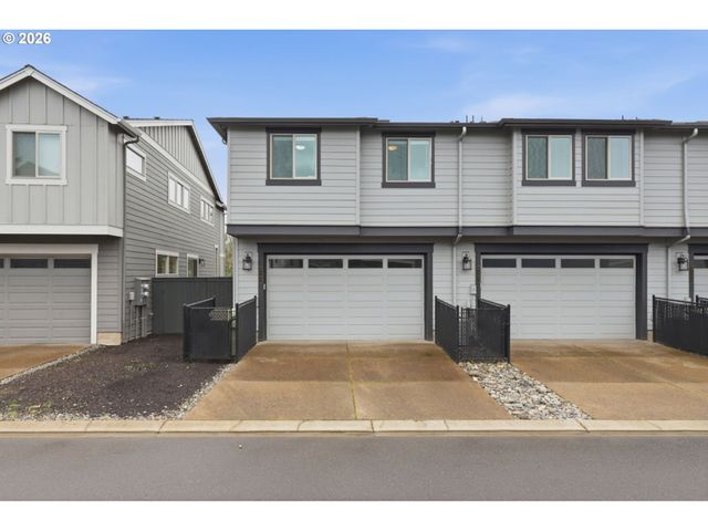 8165 Se VERMONT St, Hillsboro, OR 97123