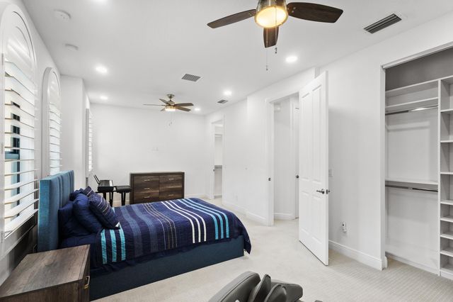 613 Windward Circle N, Boynton Beach, FL 33435