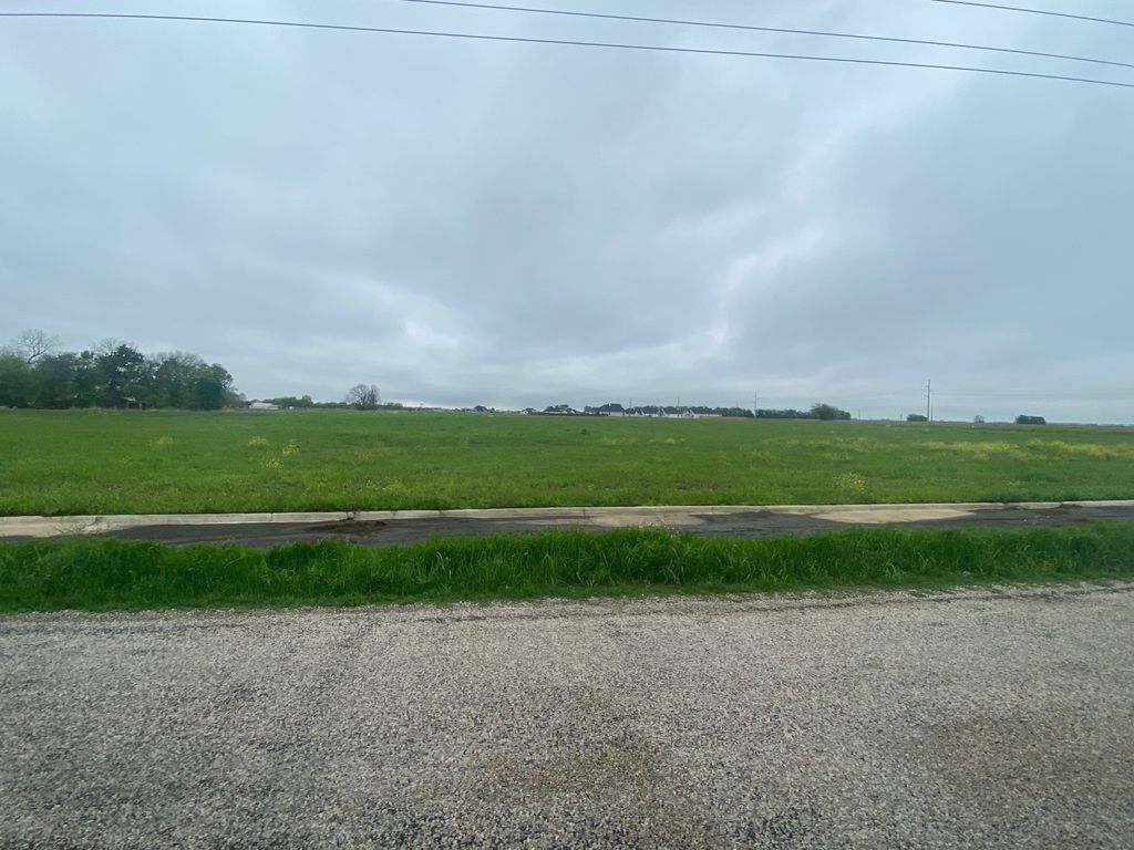 000 Maywood Lane, Palmer, TX 75152