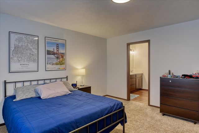 10330 W Salmonberry Rd, Spokane, WA 99004