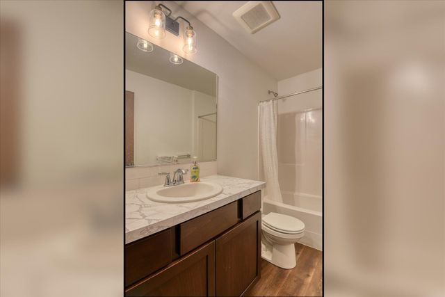 10330 W Salmonberry Rd, Spokane, WA 99004