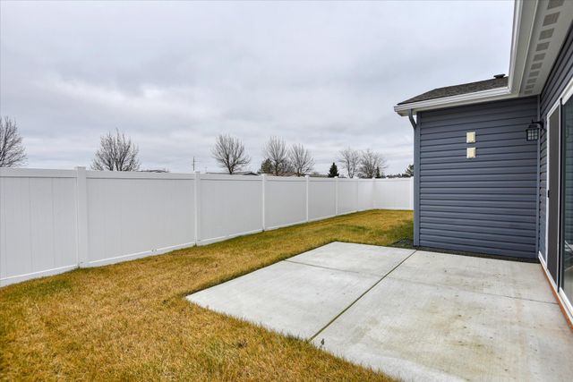 10330 W Salmonberry Rd, Spokane, WA 99004