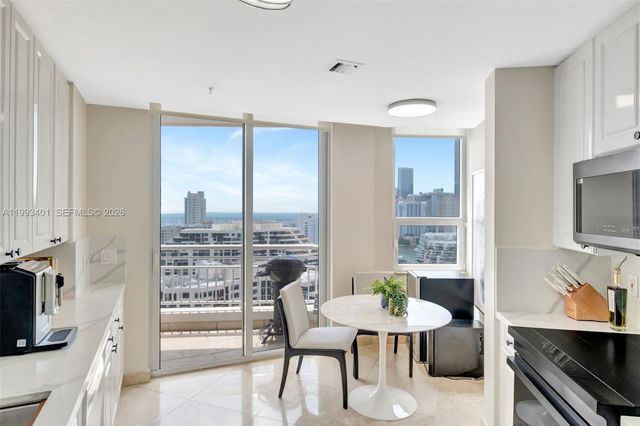 848 Brickell Key Dr 2605, Miami, FL 33131