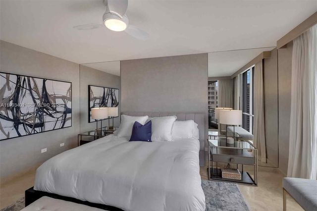 848 Brickell Key Dr 2605, Miami, FL 33131