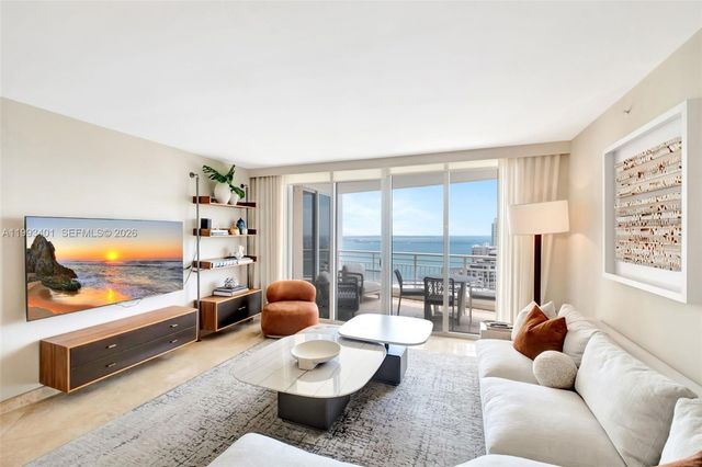 848 Brickell Key Dr 2605, Miami, FL 33131