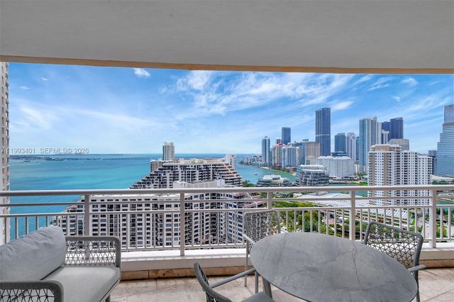848 Brickell Key Dr 2605, Miami, FL 33131