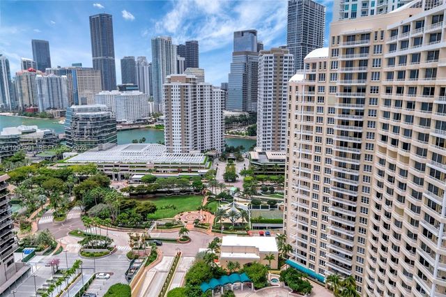 848 Brickell Key Dr 2605, Miami, FL 33131