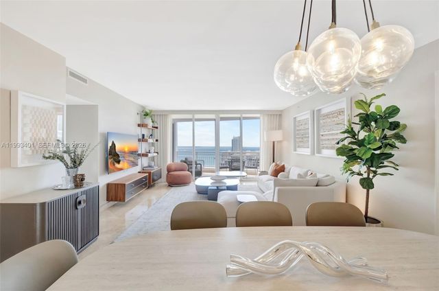 848 Brickell Key Dr 2605, Miami, FL 33131