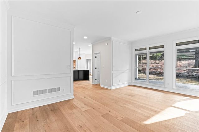 3274 Eagle Watch Drive, Woodstock, GA 30189